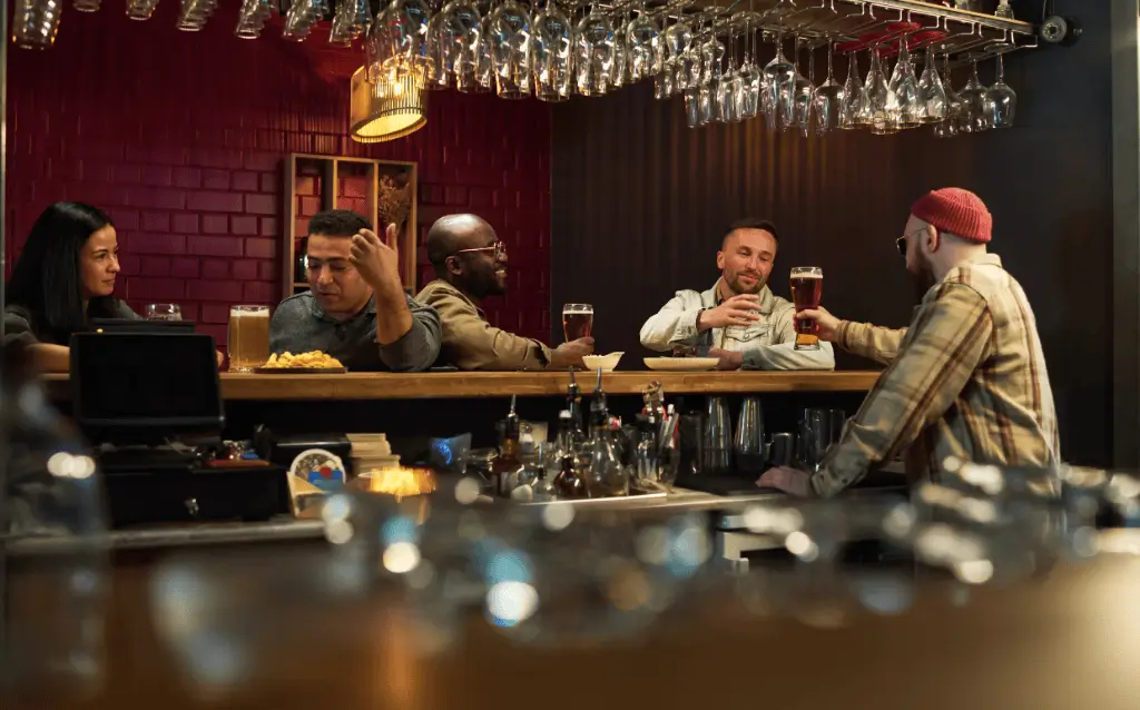 Bar Restaurant Near Me